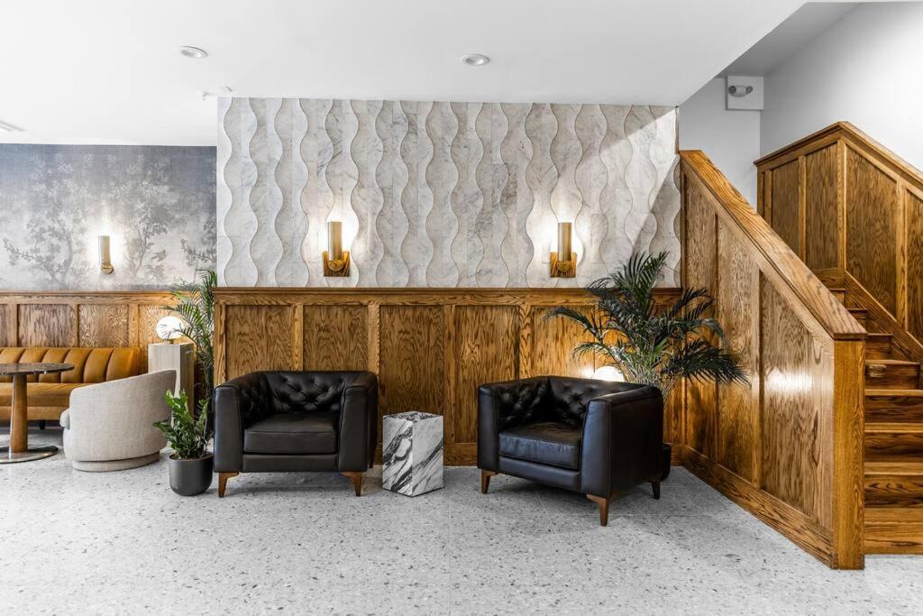 Appartement King Bed, The Phenix Historic Hotel, Spacious, # 406 Bangor